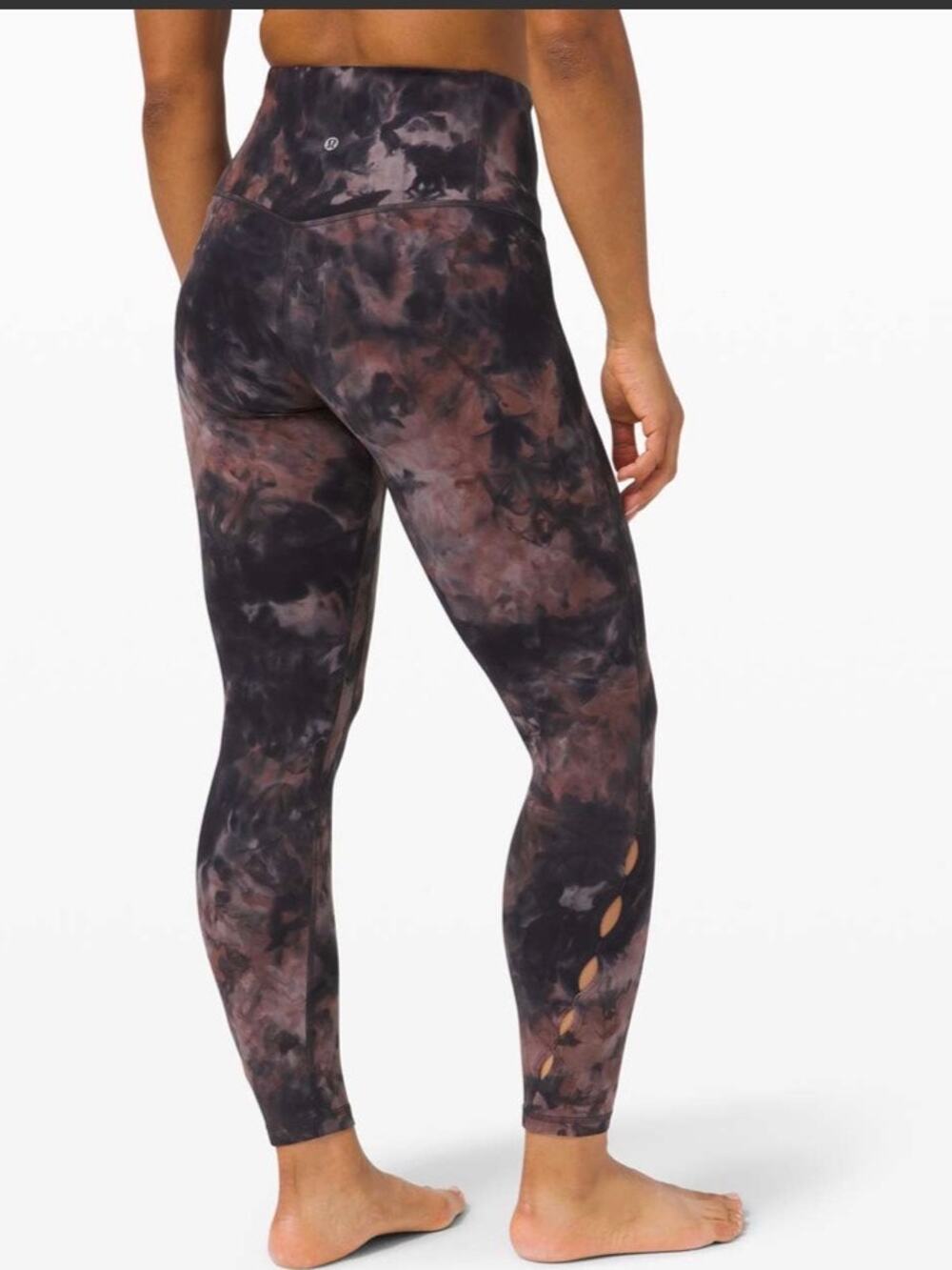 Lululemon Unlimit High-Rise Tight 25" *Keyhole size 8